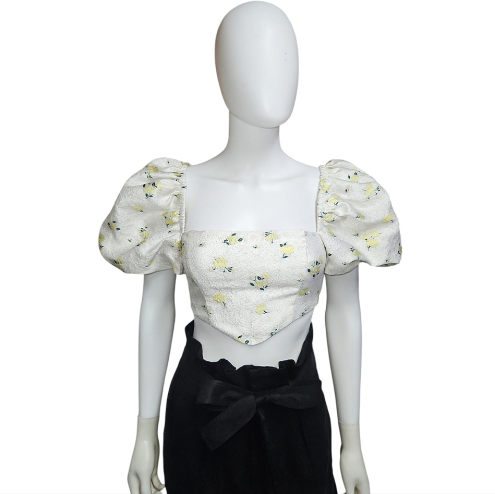 MAISON AMORY | White Floral Puff Sleeve Top in Size Small